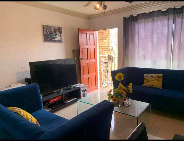 2 BEDROOM APARTMENT FOR SALE IN THE REEDS